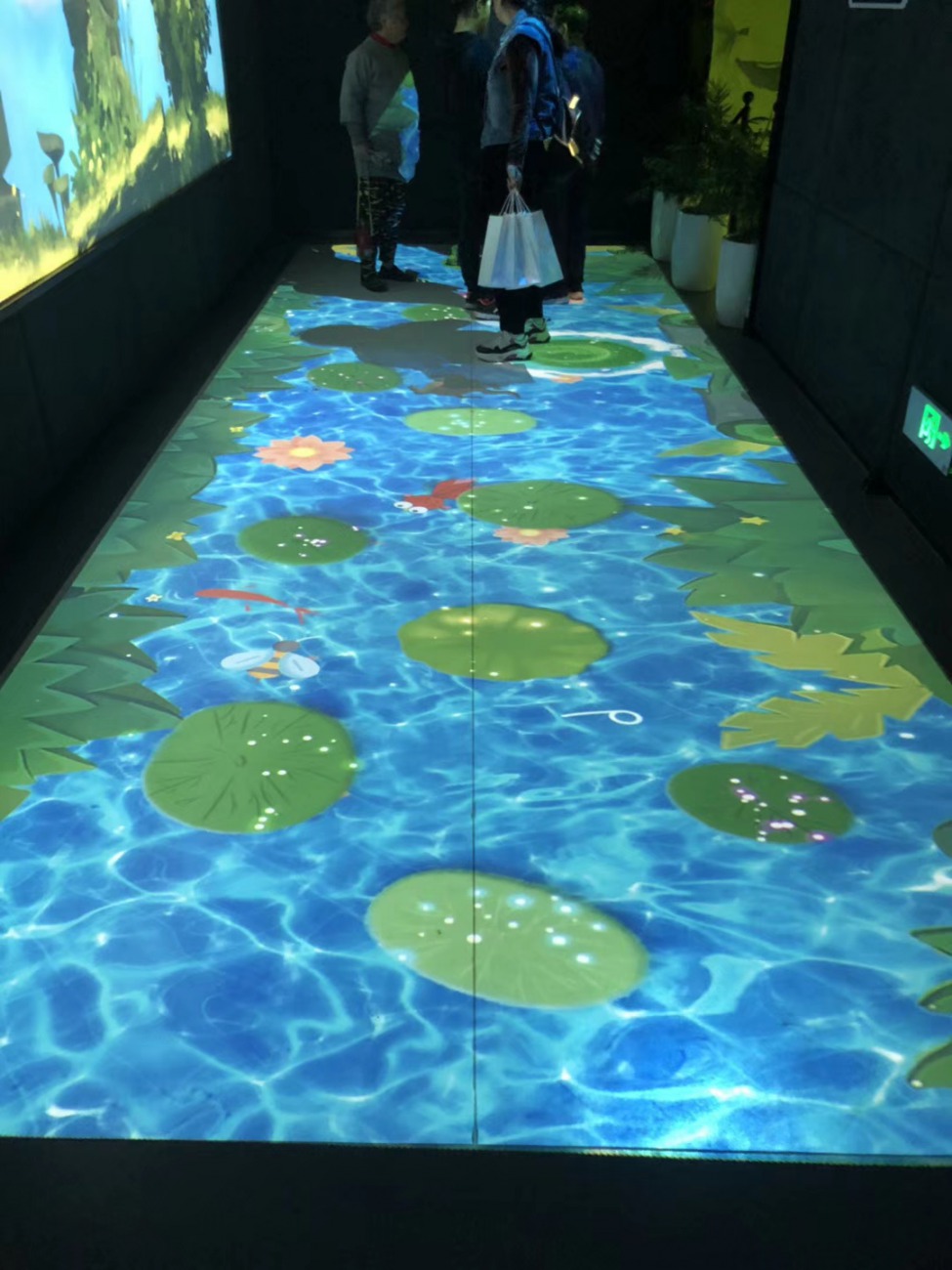 互动地幕 互动地幕