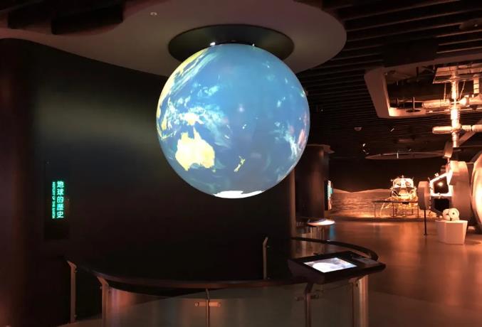 球体造型在展厅空间中的运用都有哪些方式 球体造型在展厅空间中的运用都有哪些方式